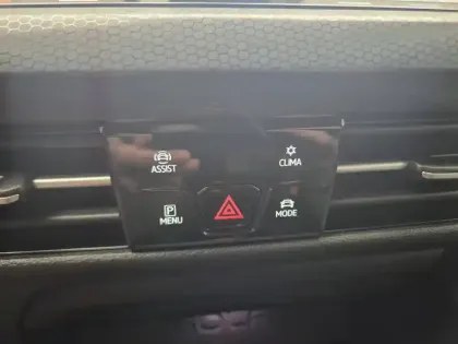 Photo 29 Volkswagen Golf  2.0 TDI SCR 200 DSG7