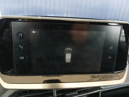 Photo 14 Peugeot 208  PureTech 75 S&S BVM5