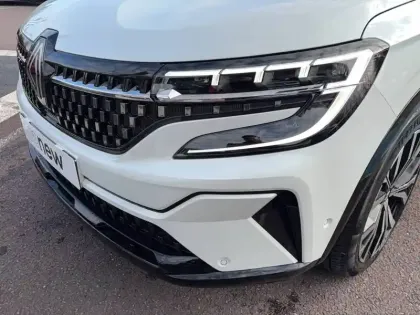 Photo 32 Renault Austral  E-Tech full hybrid 200 GSR2