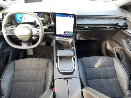 Photo 39 Renault Austral  E-Tech full hybrid 200 GSR2