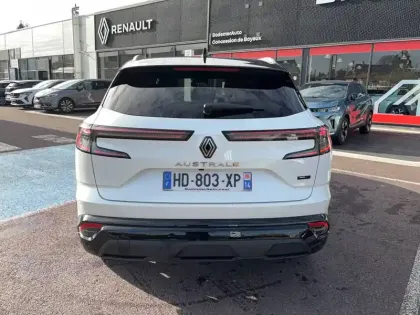 Photo 55 Renault Austral  E-Tech full hybrid 200 GSR2