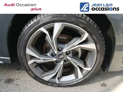 Photo 8 Audi A3 Gén. IV Ph1 S line 5