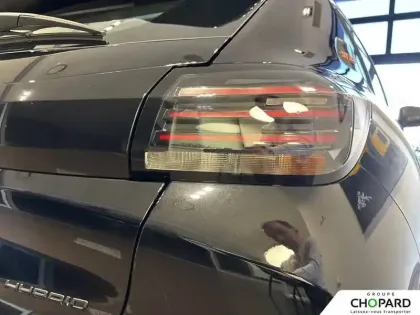 Photo 10 Peugeot 208  Hybrid 110 ch e-DCS6