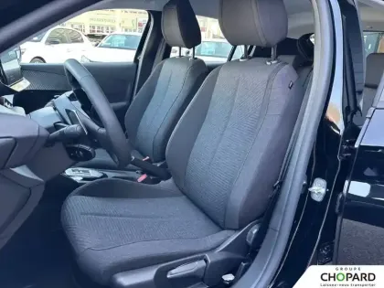 Photo 17 Peugeot 208  Hybrid 110 ch e-DCS6