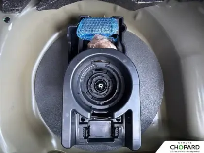 Photo 23 Peugeot 208  Hybrid 110 ch e-DCS6