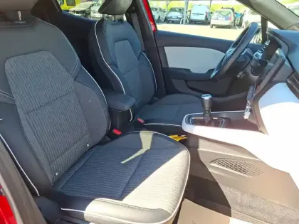 Photo 11 Renault Clio  TCe 90