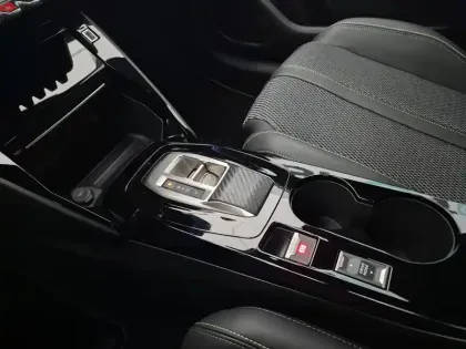 Photo 27 Peugeot 208  Hybrid 110 e-DCS6