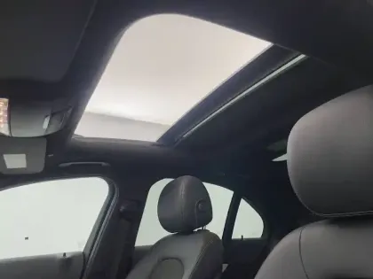 Photo 32 Mercedes Classe C  220 d 9G-Tronic