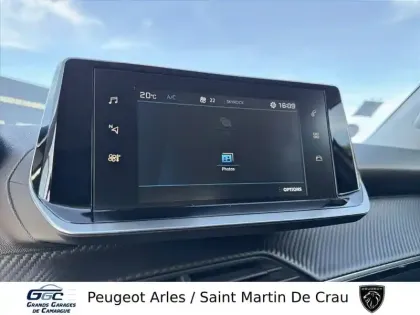 Photo 19 Peugeot 2008  PureTech 100 S&S BVM6