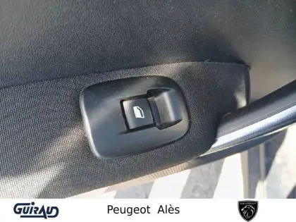 Photo 13 Peugeot 2008  BlueHDi 120ch S&S EAT6