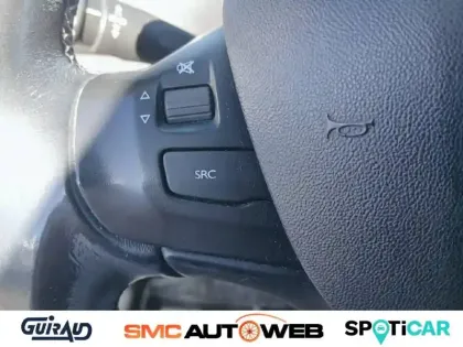 Photo 79 Peugeot 2008  BlueHDi 120ch S&S EAT6