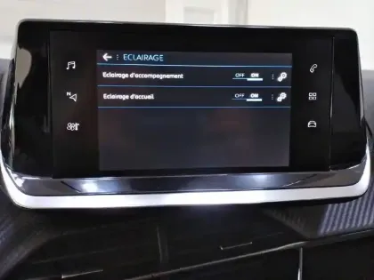 Photo 22 Peugeot 208  BlueHDi 100 S&S BVM6