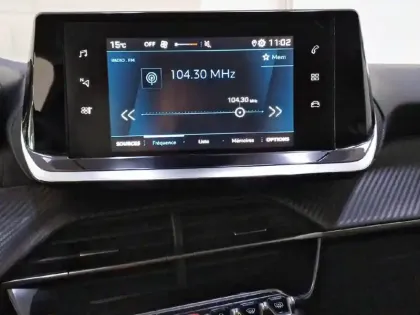 Photo 18 Peugeot 208  BlueHDi 100 S&S BVM6