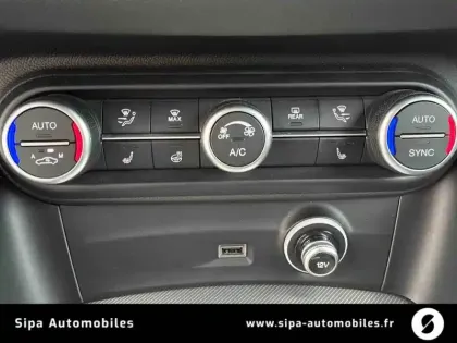 Photo 23 Alfa Romeo Stelvio  2.2 160 ch AT8