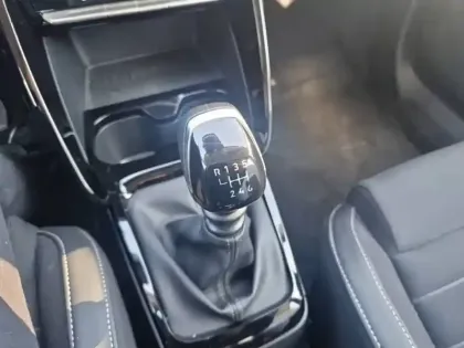 Photo 37 Citroën C3  Turbo 100 ch BVM6