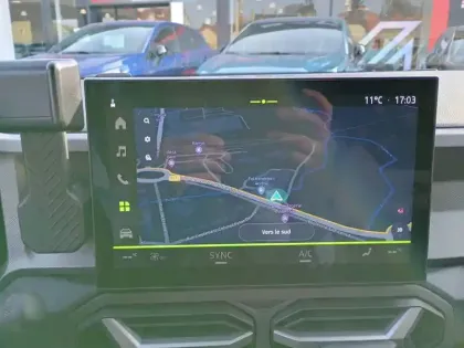 Photo 26 Dacia Bigster  Hybrid 155