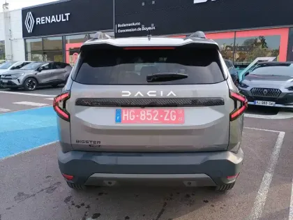 Photo 31 Dacia Bigster  Hybrid 155