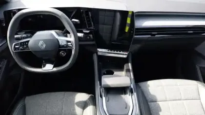 Photo 16 Renault Espace  E-Tech full hybrid 200 GSR2