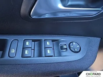 Photo 23 Peugeot 208  PureTech 75 S&S BVM5