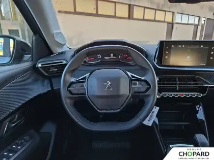 Photo 15 Peugeot 208  PureTech 75 S&S BVM5