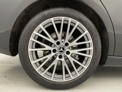 Photo 17 Mercedes CLA  Shooting Brake 200 d 8G-DCT