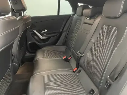 Photo 15 Mercedes CLA  Shooting Brake 200 d 8G-DCT