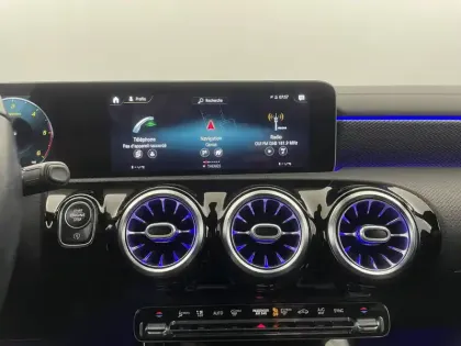 Photo 20 Mercedes CLA  Shooting Brake 200 d 8G-DCT