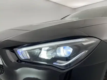 Photo 26 Mercedes CLA  Shooting Brake 200 d 8G-DCT