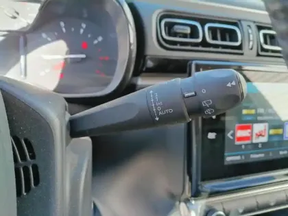 Photo 17 Citroën C3  PureTech 83 S&S BVM5 Shine