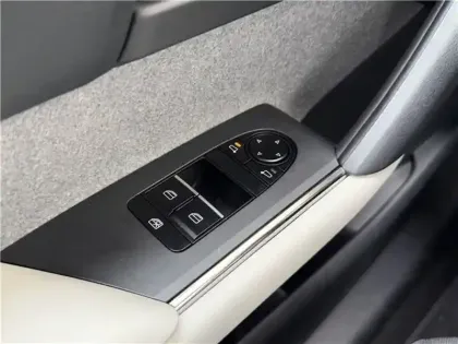 Photo 49 Mazda Mx-30 E-SKYACTIV 145 CH