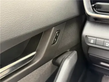 Photo 16 Mazda Mx-30 E-SKYACTIV 145 CH