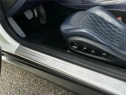 Photo 42 Ferrari Gtc4lusso T V8 3.9 610CH