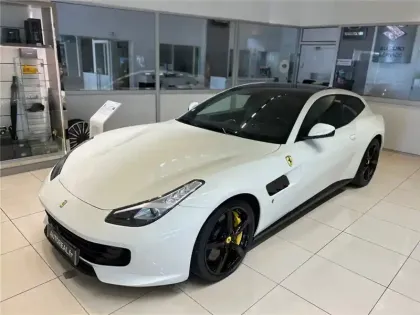Photo 100 Ferrari Gtc4lusso T V8 3.9 610CH