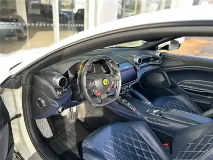 Photo 12 Ferrari Gtc4lusso T V8 3.9 610CH