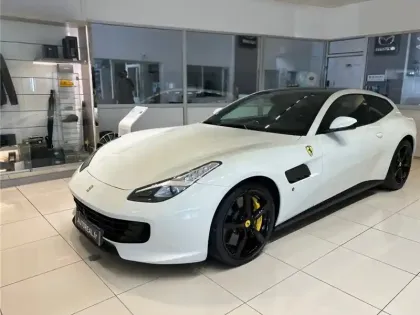 Photo 124 Ferrari Gtc4lusso T V8 3.9 610CH