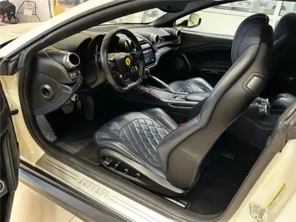 Photo 103 Ferrari Gtc4lusso T V8 3.9 610CH