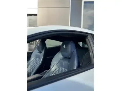 Photo 11 Ferrari Gtc4lusso T V8 3.9 610CH