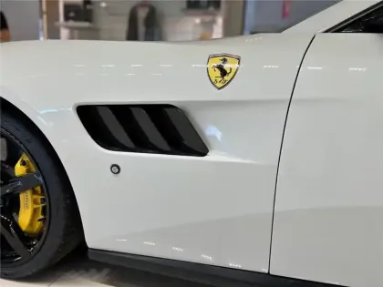 Photo 139 Ferrari Gtc4lusso T V8 3.9 610CH