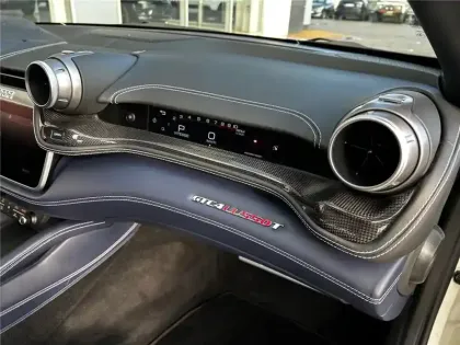 Photo 35 Ferrari Gtc4lusso T V8 3.9 610CH