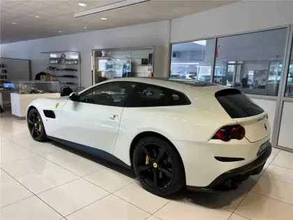 Photo 106 Ferrari Gtc4lusso T V8 3.9 610CH