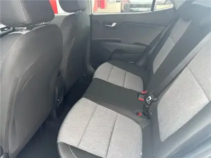 Photo 9 Kia Stonic 1.0 T-GDI 115 CH MHEV DCT7