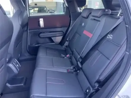 Photo 98 Mini Countryman Gén. III (U25) Ph1 JCW 5