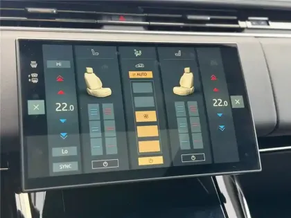 Photo 55 Land rover Range Rover P460E AWD 3.0L I6 PHEV