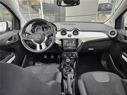 Photo 66 Opel Adam 1.4 TWINPORT 87 CH S/S