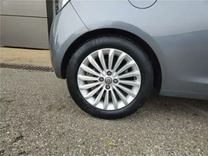 Photo 46 Opel Adam 1.4 TWINPORT 87 CH S/S