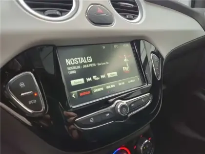 Photo 60 Opel Adam 1.4 TWINPORT 87 CH S/S