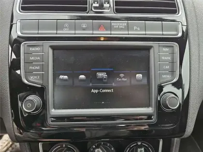 Photo 55 Volkswagen Polo 1.2 TSI 90 BMT DSG7