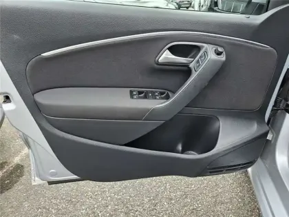 Photo 62 Volkswagen Polo 1.2 TSI 90 BMT DSG7