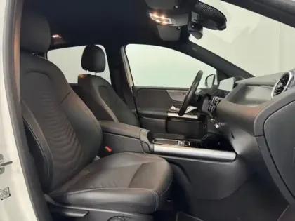 Photo 16 Mercedes Classe B 180 Progressive Line