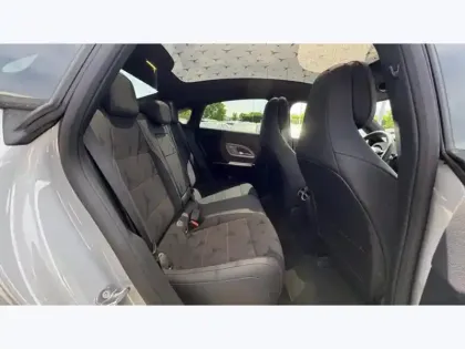 Photo 19 Mercedes CLA  250+ avec technologie EQ L